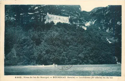 Riberas do lago Bourget — O castelo (século X) visto do lago — BOURDEAU Savoie