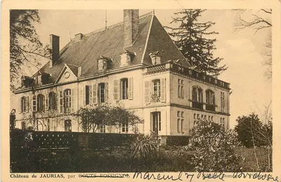 Castelo de Jaurias — vista do castelo com jardim — por GOUTS ROSSIGNOL