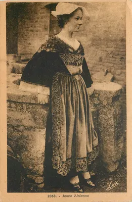 Jovem alréeense — Loire — Edição Méan-Rennies, n° 2068