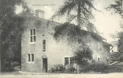 Domrémy — Casa natal de Joana d'Arc — Coleção Joana d'Arc