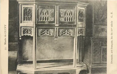 Dressoir francês, arte francesa, fim do século xv — Museu de Cluny — G. B.