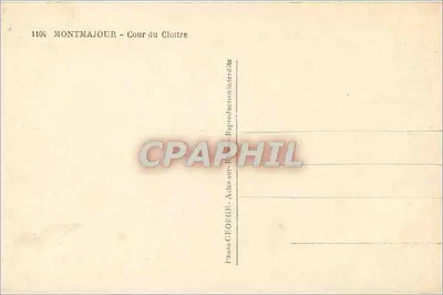 Montmajour — Dziedziniec klasztoru — Foto G. George — Rewers