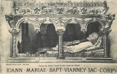 Corpo do Santo Curado de ARS em sua cápsula — Villand-Vernu, fot. Ars (Ain)
