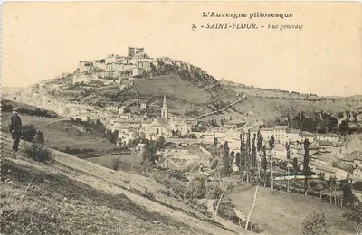 Saint-Flour — Vista geral — L'Auvergne pitoresca