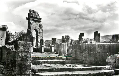 Volubilis — Entrada do Fórum — Éditions La Cigogne