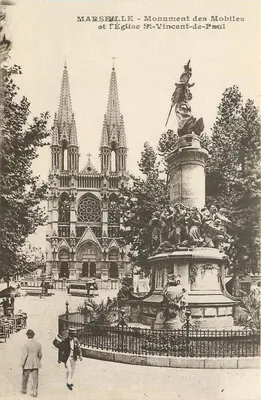 Marselha - Monumento dos Mobiles e a Igreja São Vicente de Paulo