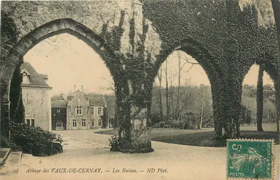 Abadia dos VAUX-DE-CERNAY — As Ruínas — ND Pbot.