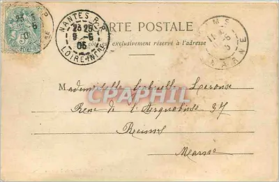 Nantes — La Piazza del Buon Pastore e la via Guépin e in fondo la Piazza della Bretagna — Uno dei quartieri più vivaci, più pittoreschi di Nantes — Verso