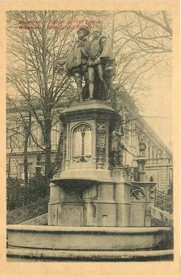 Bruxelas — Square du Petit Sablon — Estátua dos condes de Egmont e de Hornes — Edição Nicolas, 34, Grand'Place, Bruxelas