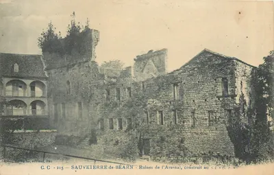 Sauveierre de Béarn — Ruínas do Arsenal, construído no século XI — G. C. - 215 — La Rache, editor, Pau