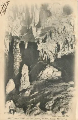 Arcy-sur-Cure — As Grutas, a Sala Santa Margarida — Collections ND Phot
