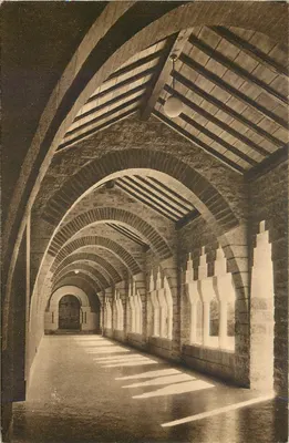 Abadia de Solesmes — Interior do novo Claustro