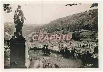 Estátua da Virgem na Igreja — vista panorâmica — 1517
