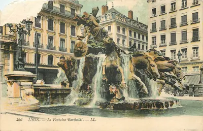 LYON — La Fontaine Bartholdi — LL. n°496
