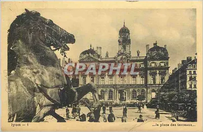 Lyon — la place des Terreaux — Éditions J. Cellard, n°1