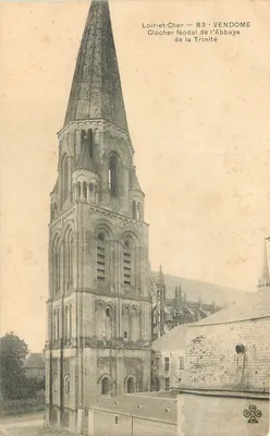 Vendôme — Torre feudal da Abadia da Trinité