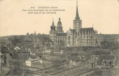 Évreux (Eure) — Vista panorâmica da catedral lado sul e do palácio do bispo — Édit. anc. Évreux