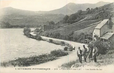 Chambon-sur-Lac — As margens do lago — A Auvergne pitoresca — 2319