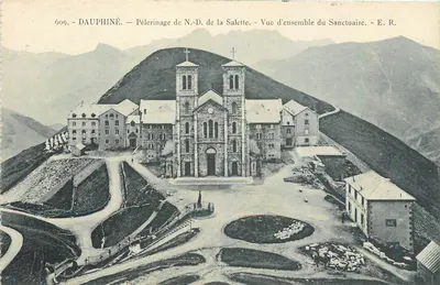 Dauphiné — Pelerinagem de N.-D. de la Salette — Vista geral do Santuário — E. R.