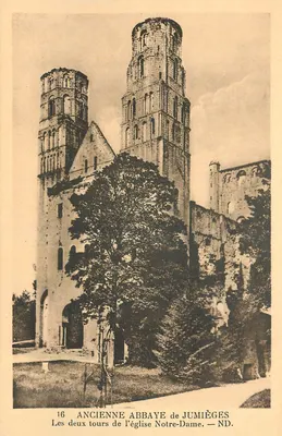 Ancienne abbaye de Jumièges — Les deux tours de l'église Notre-Dame — C° des Arts Photoméca, Jumièges