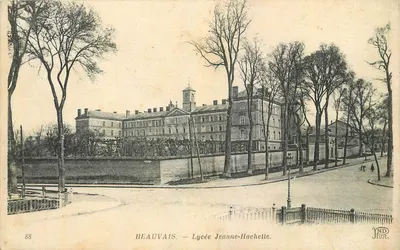 Beauvais — Lycée Jeanne-Hachette — NDHOT