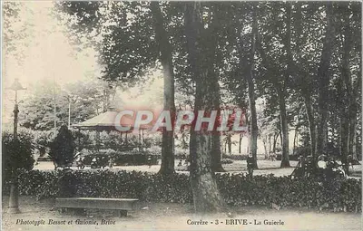 La Guierle, Brive — parque com quiosque e árvores — Fototipia Bessot e Guionie, Brive