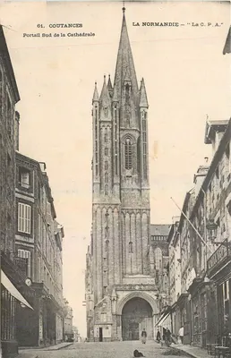 Coutances — Portal Sul da Catedral — A Normandia - A C.P.A. n°61