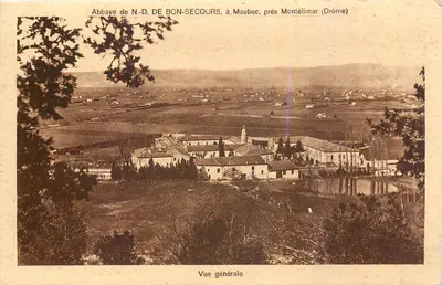 Bilhete postal antigo Abadia de Nossa Senhora de Bon Secours em Maubec perto de Montelimar, Drome, Vista Geral