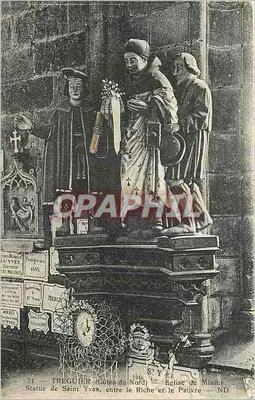TREGUIER (Côtes-du-Nord) — Estátua de Santo Ivo, entre o Rico e o Pobre — Igreja de Minihy