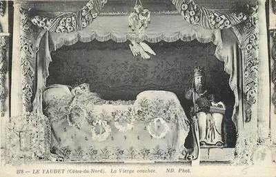 Le Yaude (Côtes-du-Nord) — A Virgem deitada — ND. Fot. n°278