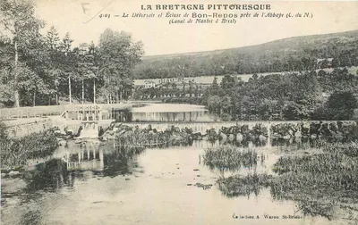 O Desaguador e a Cachoeira de Bon-Repos perto da Abadia (C. du N.) — A Bretanha Pitoresca — Edição A. Waron St-Brieuc