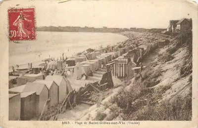 Praia de Saint-Gilles-sur-Vie (Vendée) — vista da costa com cabines de praia — Phototypie Jolly-Poujoulat (Mortagne, Vendée) n°4013