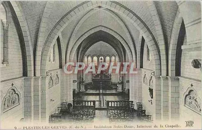 Plestin-les-Greves (C.-du-N.) — Instituição Notre-Dame, Interior da Capela.