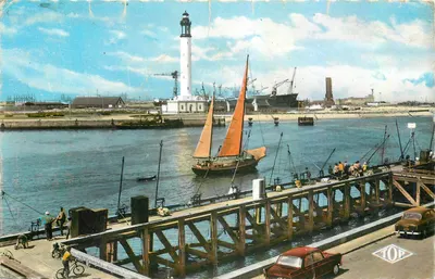Porto de Dunkerque — farol e barco a vela — edição TOP