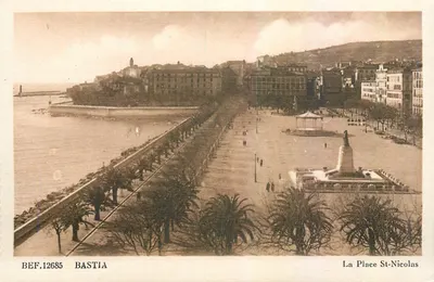 Bastia — A Praça St-Nicolas — CI dos Arts Mécaniques, Paris