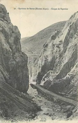 Gorges de Sigottier — Environs de Serres (Hautes-Alpes) — n°90