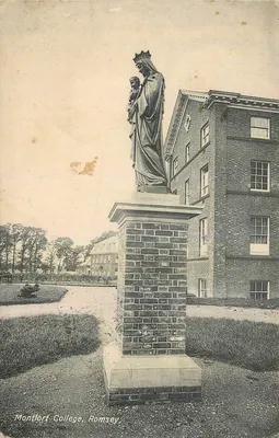 Estátua da Virgem Maria — Montfort College, Romsey — Publicado por Loffthouse, Crosbie & Co.