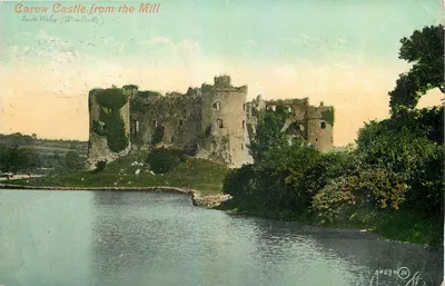 Carew Castle visto do Molino — Sul da Gales (Pembroke) — Valentine's Stories