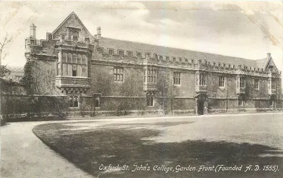 Oxford, St. John's College, Garden Front — Fundado A.D. 1555 — sem editor ou número visível