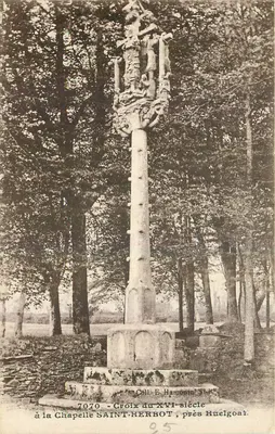 Cruz do século XVI na Capela Saint-Herbot, perto de Huelgoat — Coleção E. Hamonie, n° 7070