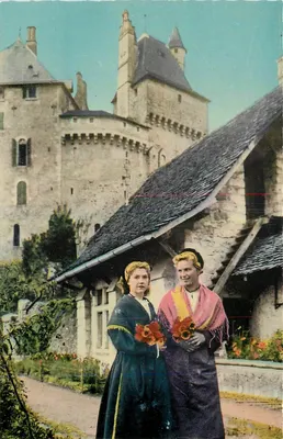 Duas mulheres em trajes de Saboia — Castelo de Chambéry — Éditions G. ROSSAT-MENOD, Annecy