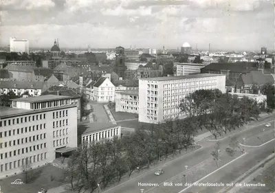 Hannover — Vista da Waterloosäule sobre a Lavesallee — editor LUX