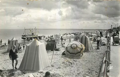 Luc-sur-Mer — Praia — Cap