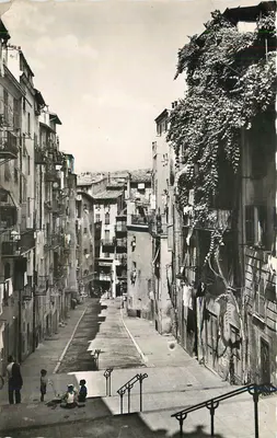 Nice - Uma rua da Velha Cidade — L. Gilletta & Cie, fotógrafo