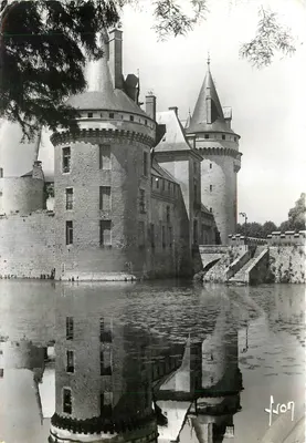 Sully-sur-Loire — A Vista do Castelo sobre a Sange — editor A. Fron, n° 1405