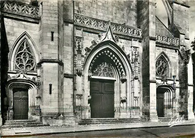 A Basílica de N.-S. de Cléry — O Portal — Editor Lavelle & Cie, n° 6203