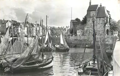 O Portinho de Honfleur — Vista dos barcos a vela — Cap