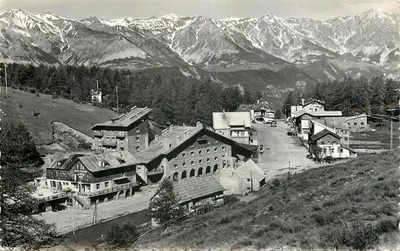 Albera (Alpes-Maritimes) — vista geral do vilarejo a 1700 m — Edições R. G. Lefebvre