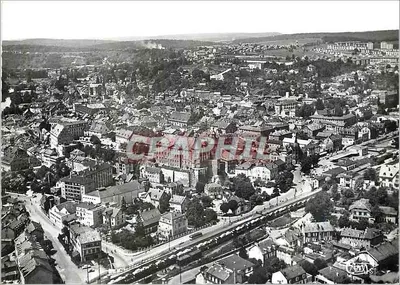 Montbéliard (Doubs) — O Castelo, a Escola de Alfândegas. Vista aérea — Combier, Macon