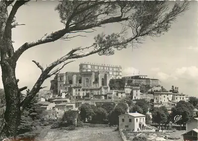 Grignan — Vista geral do Castelo — Cie des Arts Photomécaniques